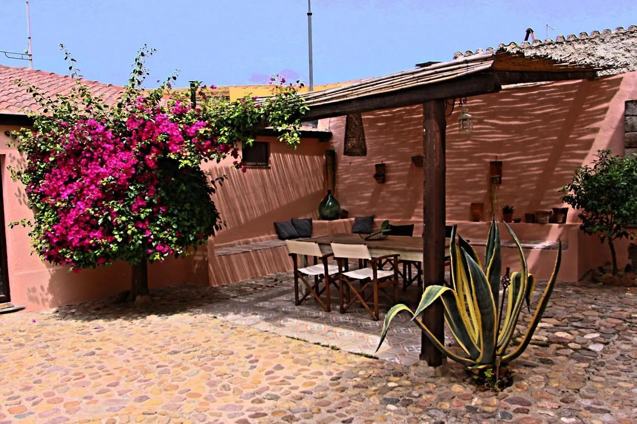 Is Scabas Guestrooms Solarussa Guest house