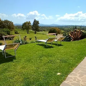 Bed & Breakfast Andrieddu, Telti