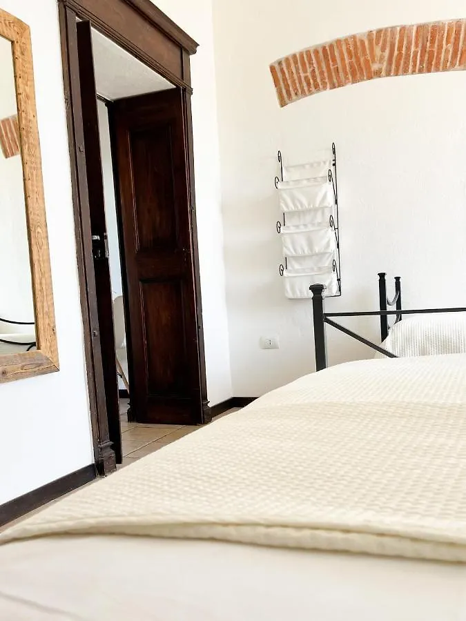 Affittacamere Is Scabas Guestrooms Solarussa Italia