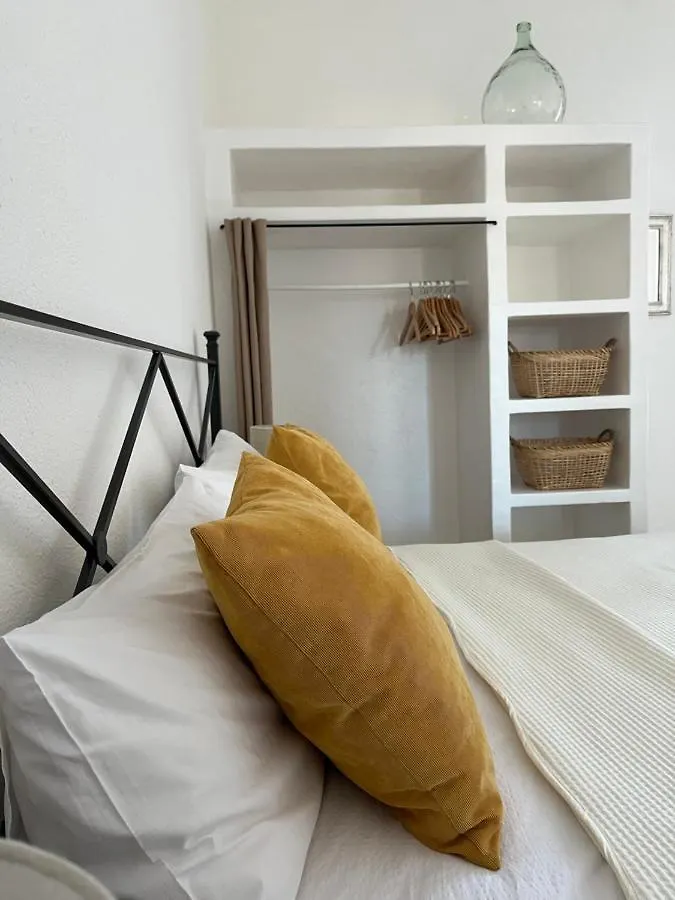Is Scabas Guestrooms Solarussa Italia