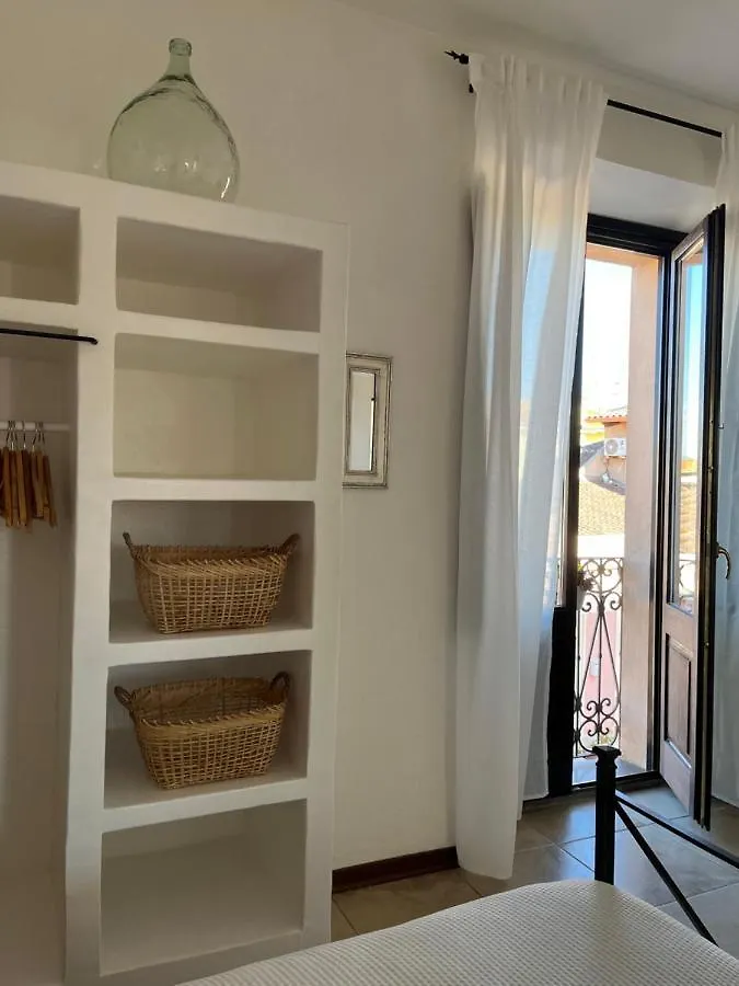 Is Scabas Guestrooms Solarussa 0*,  Italia