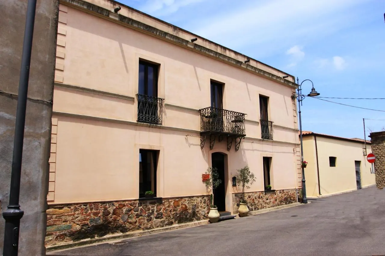 Is Scabas Guestrooms Solarussa 0*,  Italy